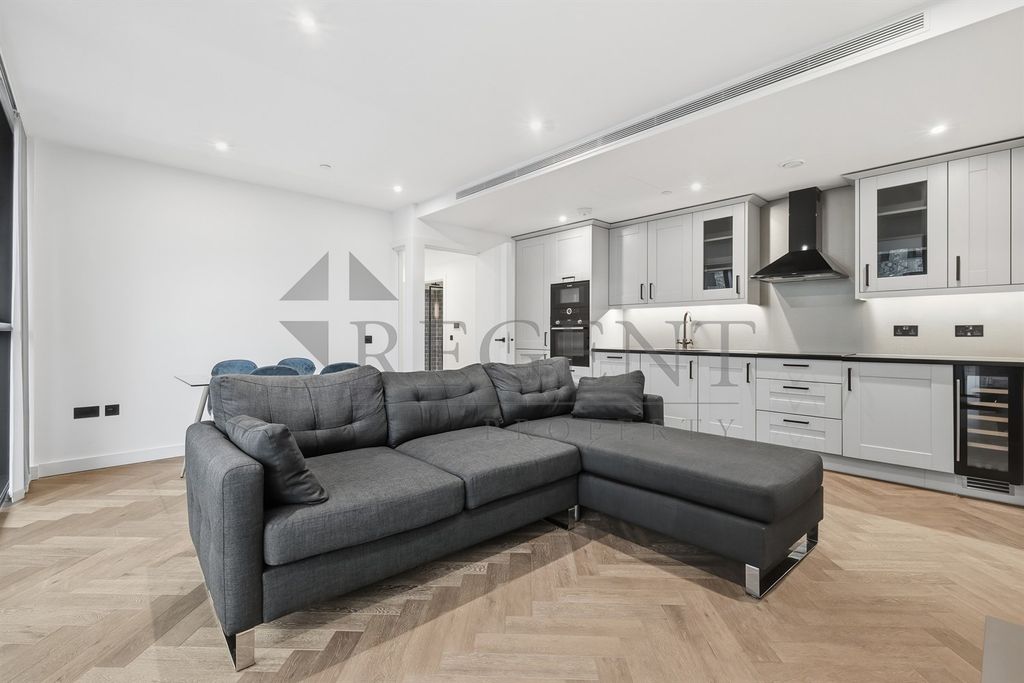 Property photo 1 of 29 (Main)