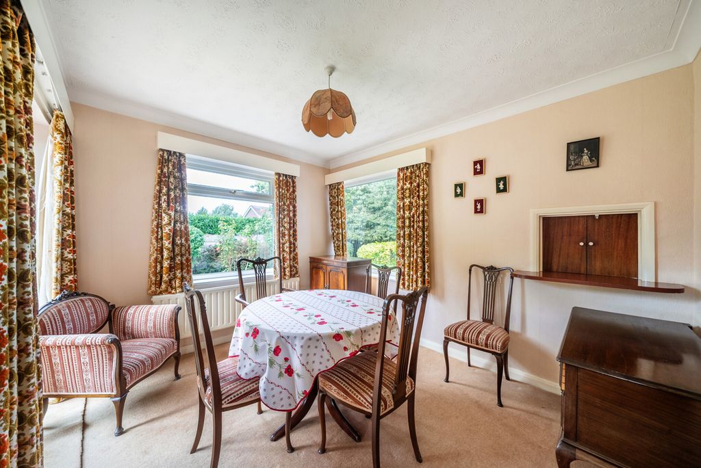 Property photo 3 of 22 1350874-8-68c9B1d...