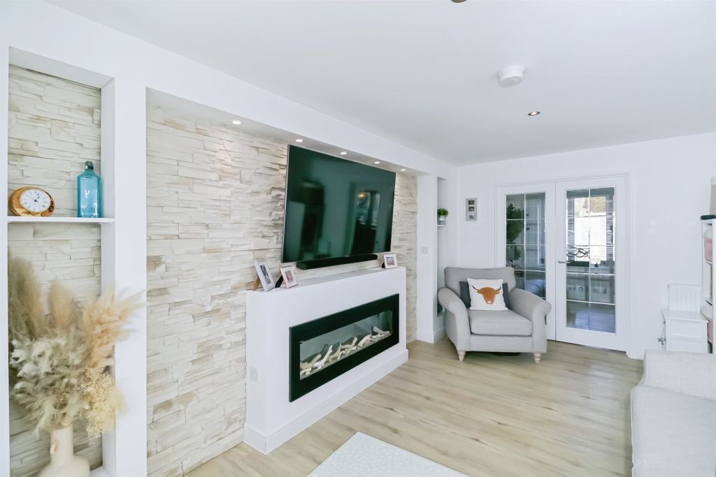 Additional image 8 of 4 bed detached house for saleRailway Road, Rhoose, Barry CF62