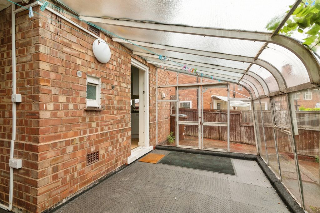Property photo 2 of 17 Photo