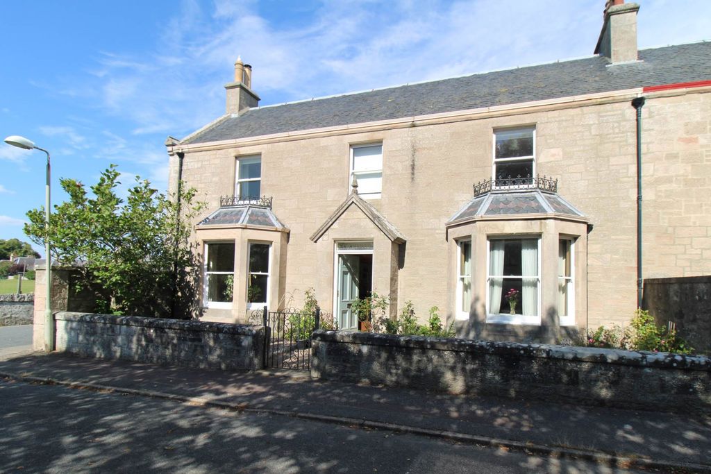 Property photo 1 of 33