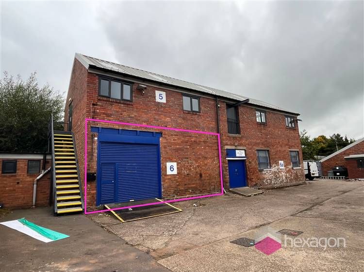 Property photo 1 of 2