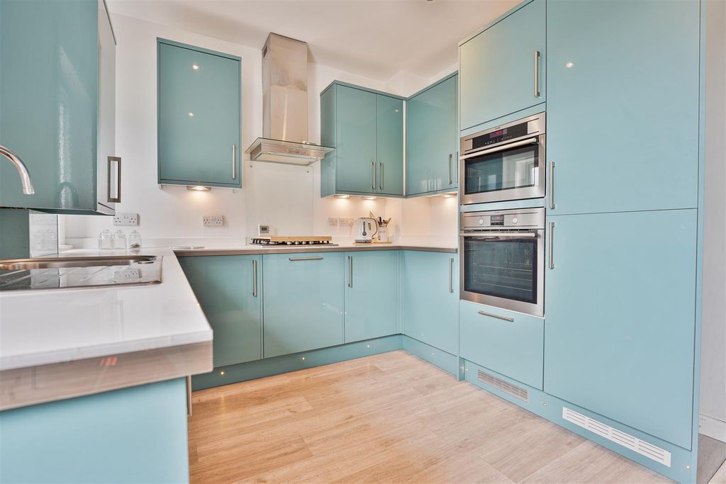 Additional image 7 of 2 bed flat for saleBroomside Crescent, Motherwell ML1