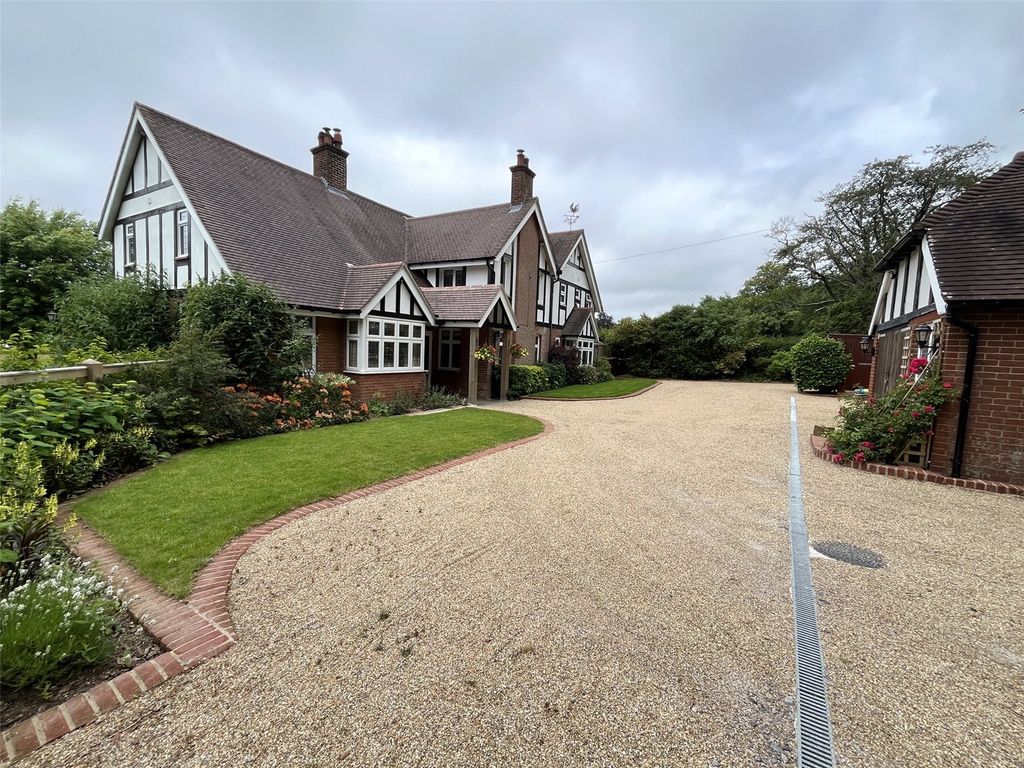 Property photo 1 of 44 Picture No. 31