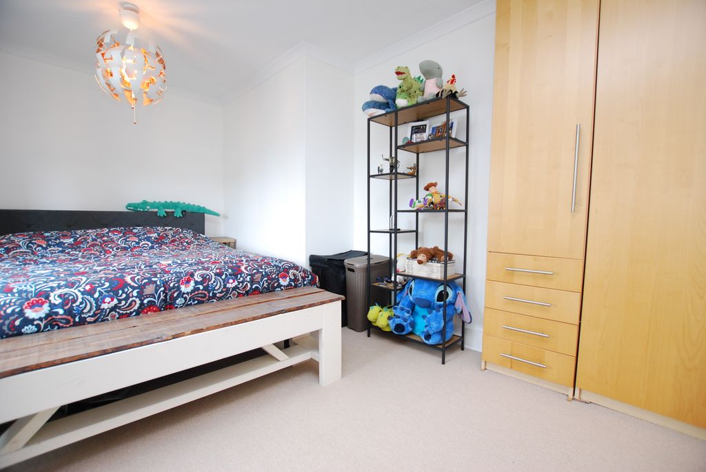 Property photo 3 of 10 Photo 03