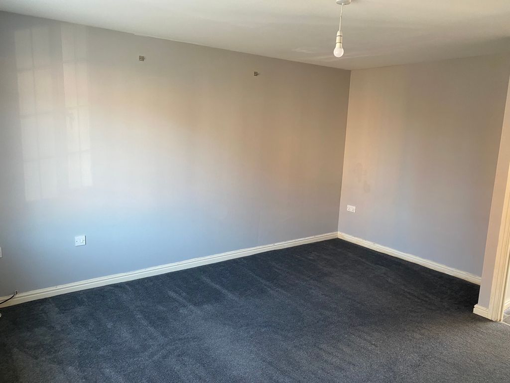 Property photo 3 of 20 Property