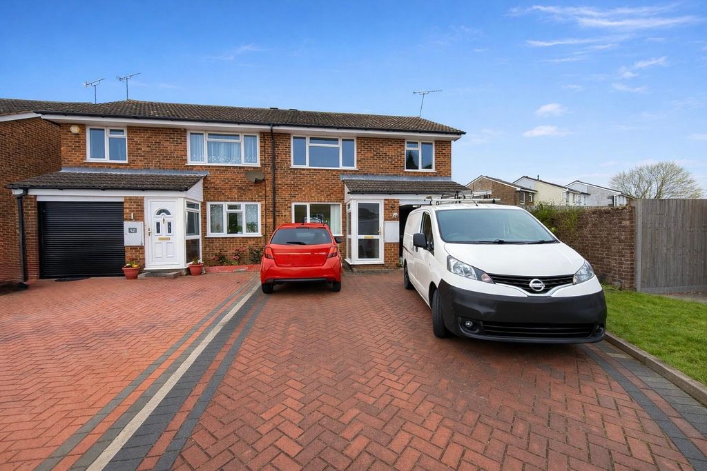 Property photo 1 of 13 Front