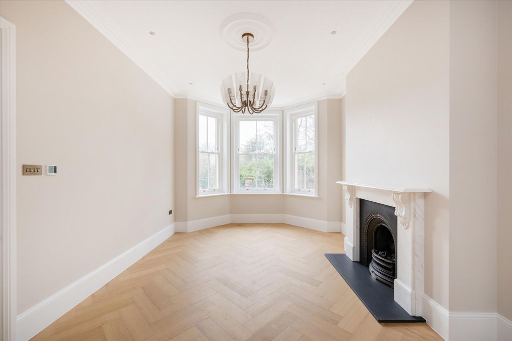 Property photo 1 of 25 Image