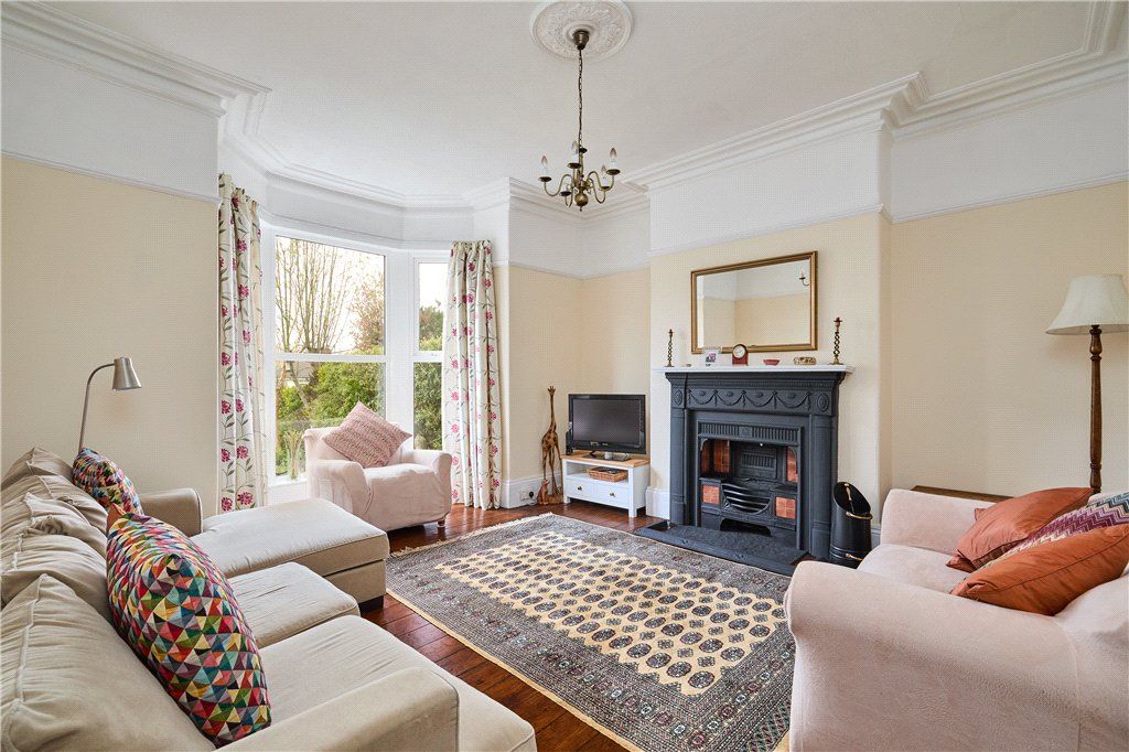 Property photo 3 of 20 Sitting Room