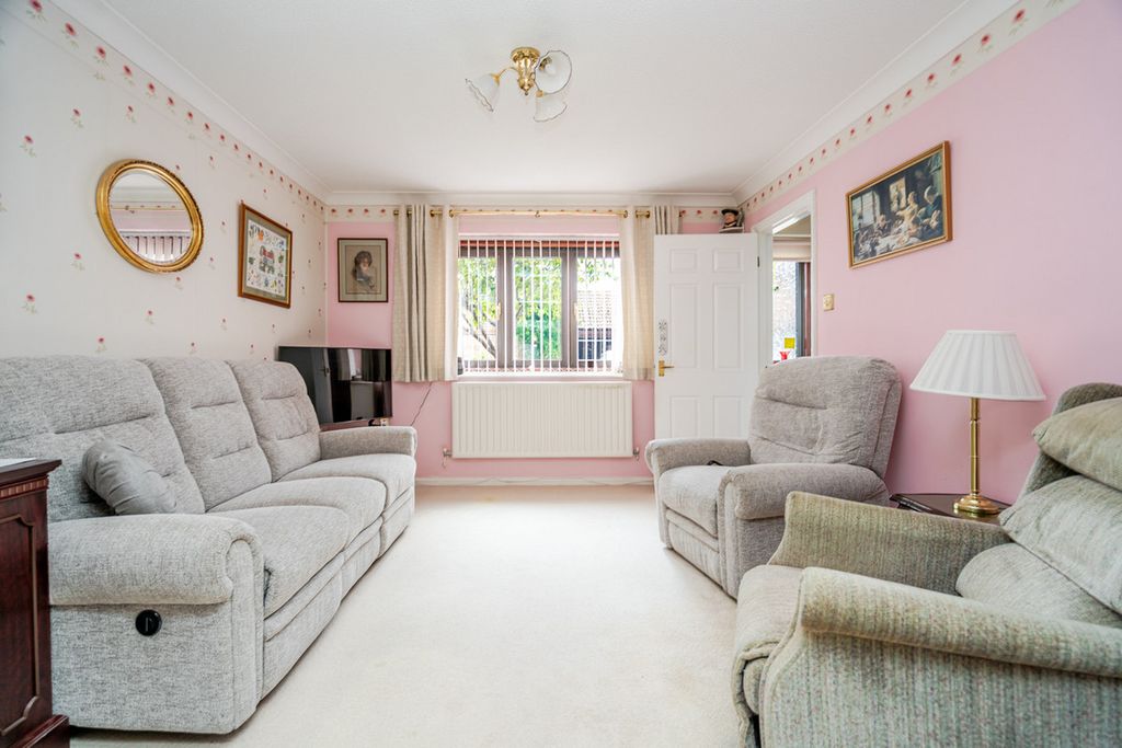 Property photo 3 of 21