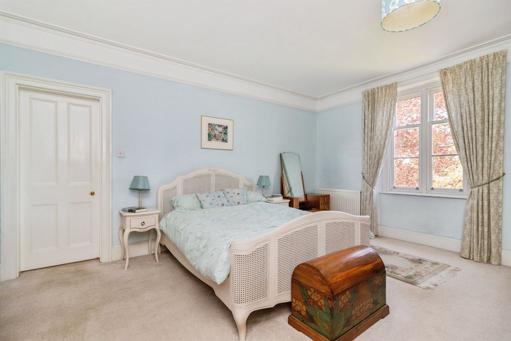 Additional image 13 of 4 bed semi-detached house for saleCourtenay Road, Newton Abbot TQ12