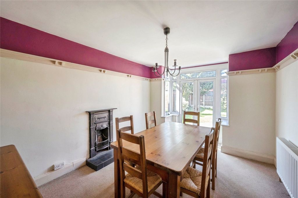 Property photo 3 of 19 Dining Room