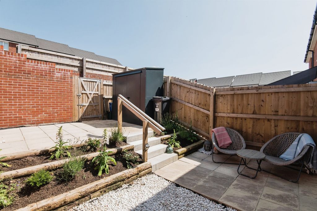 Property photo 2 of 12