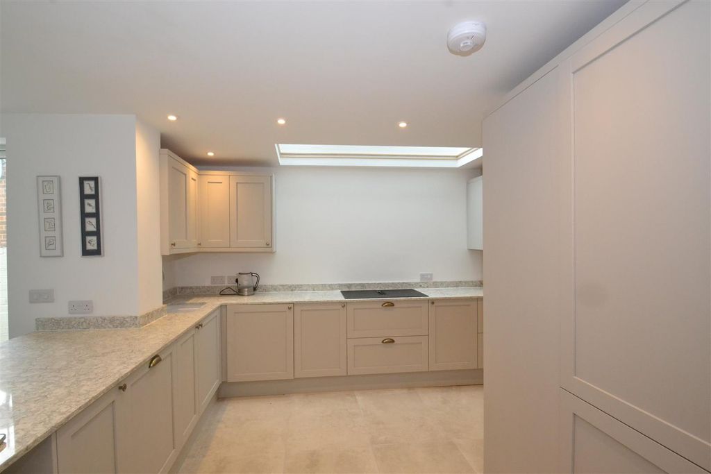 Additional image 8 of 5 bed shared accommodation to rentMount Pleasant Rd EX4
