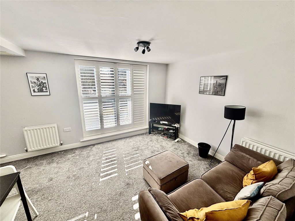 Property photo 3 of 15 Picture No. 03