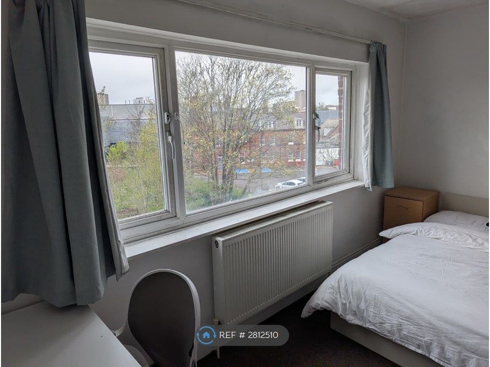 Property photo 3 of 7