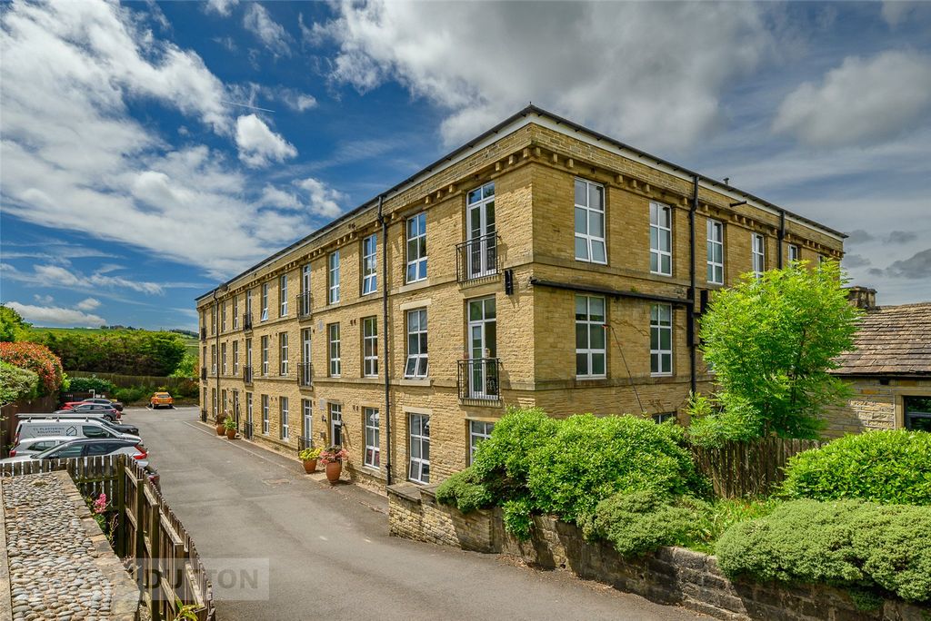 Property photo 1 of 21 Picture No. 23