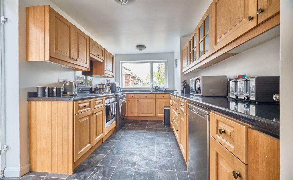 Property photo 3 of 10 Grace Road Sapcote 6.Jpg