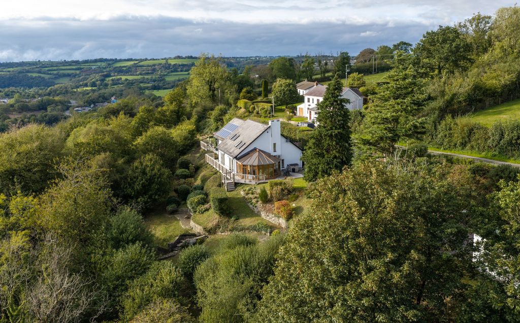 Property photo 3 of 53 53