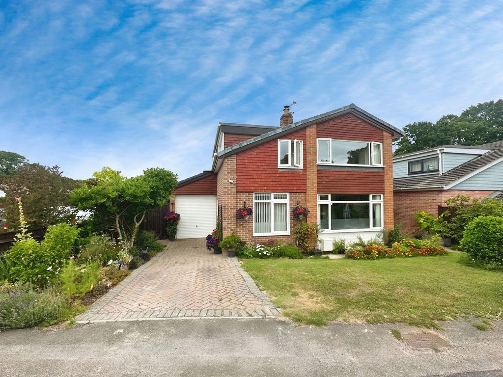 Property photo 1 of 25