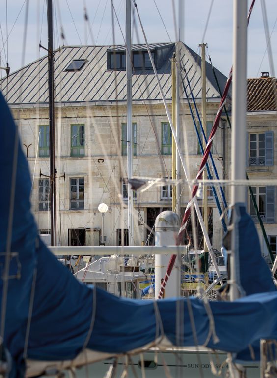 Property photo 2 of 115 Faã§Ade Of First Buiding