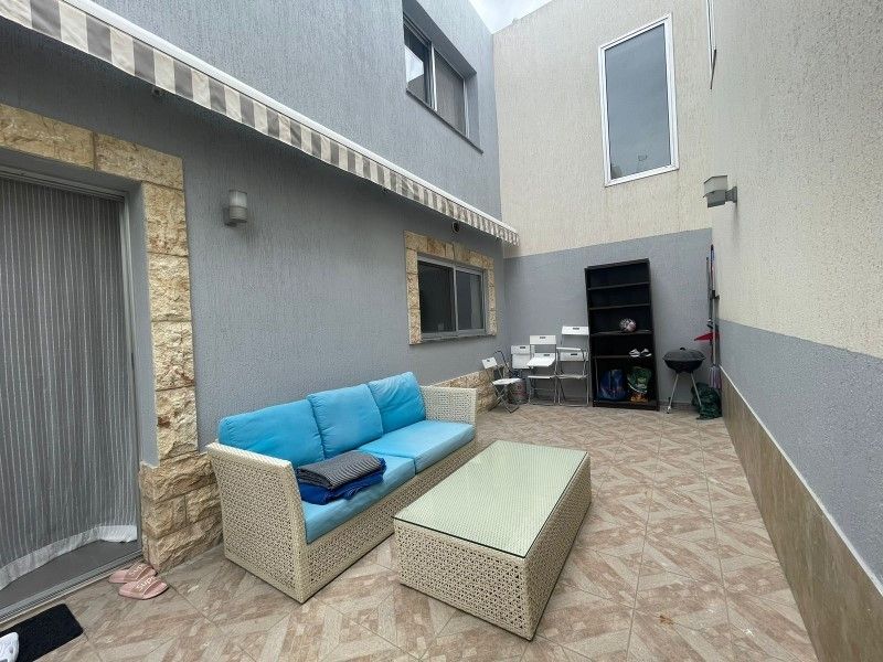 Property photo 3 of 5