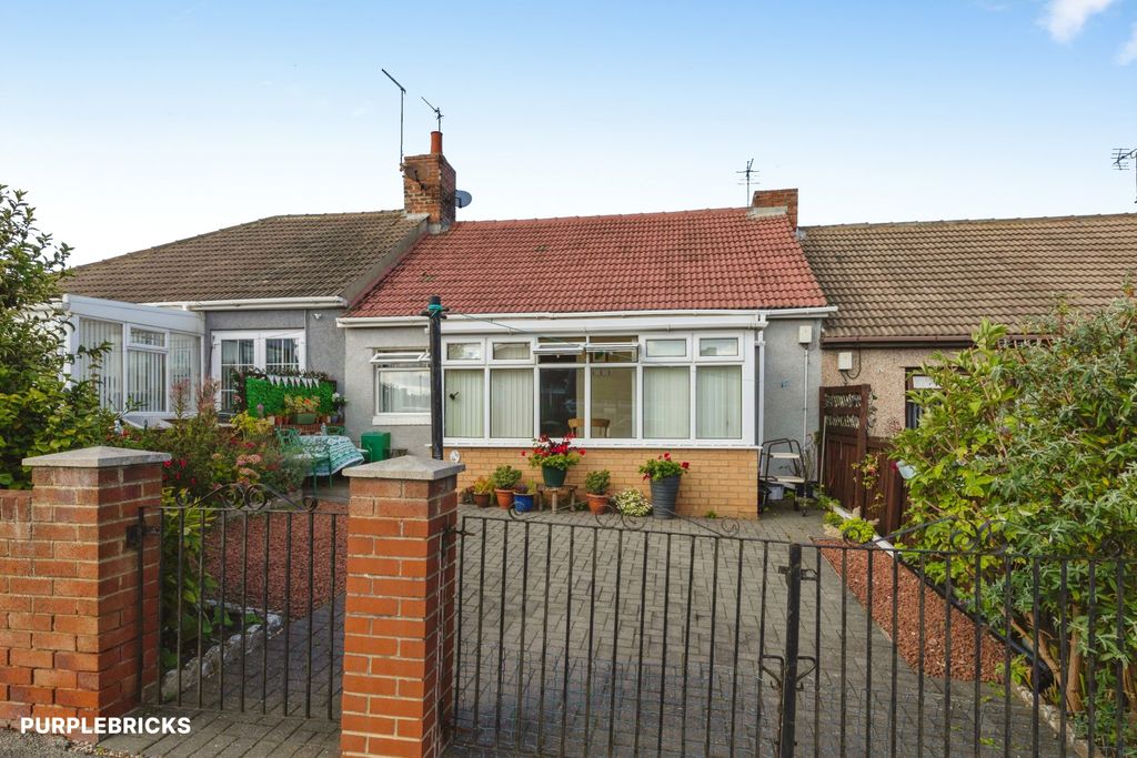 Property photo 1 of 21 Front View