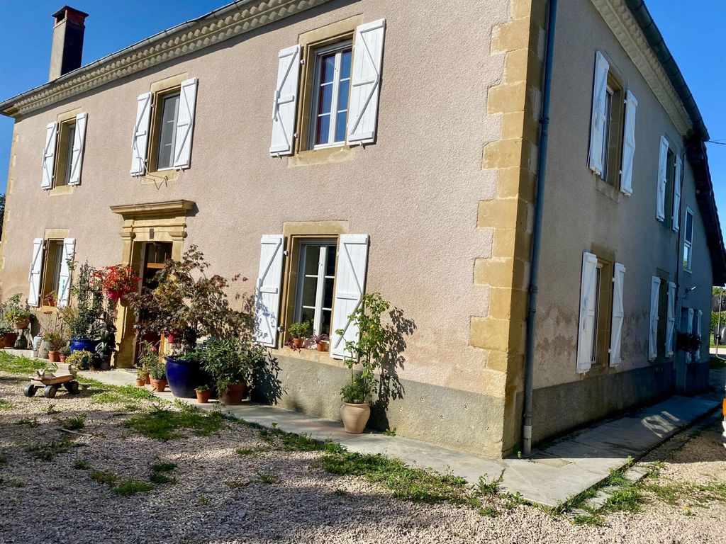 Property photo 1 of 49