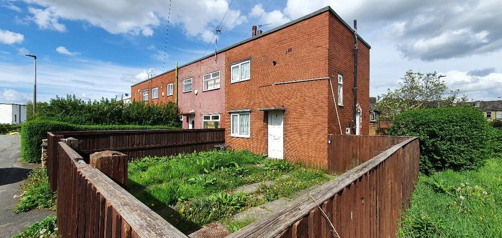 Property photo 2 of 11