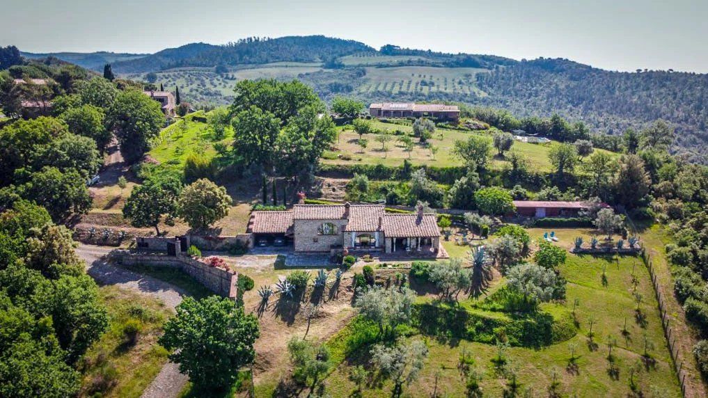 Property photo 3 of 63