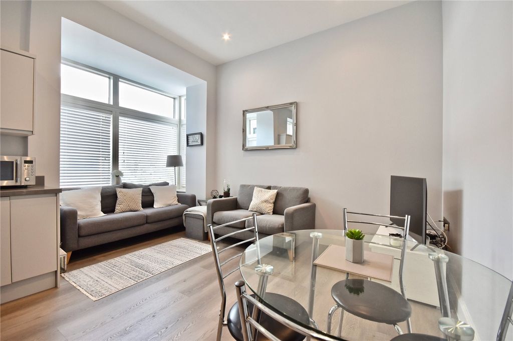 Property photo 1 of 8 Picture No. 09