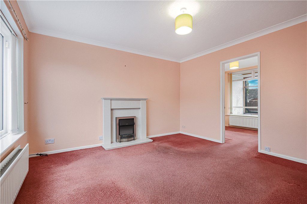 Property photo 2 of 16 Living Room