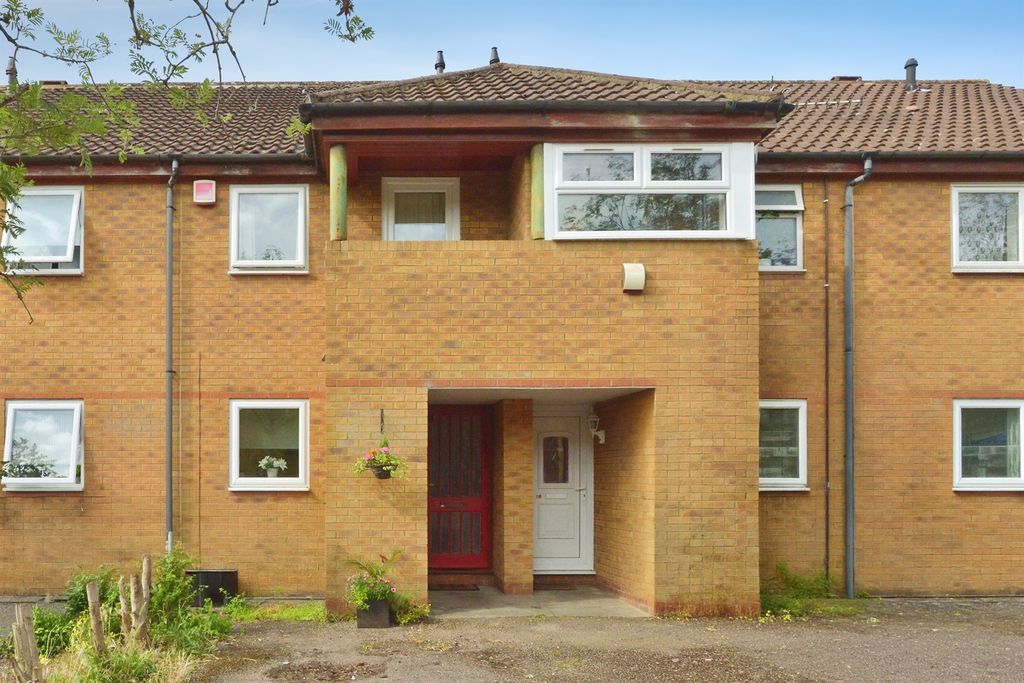 Property photo 1 of 11