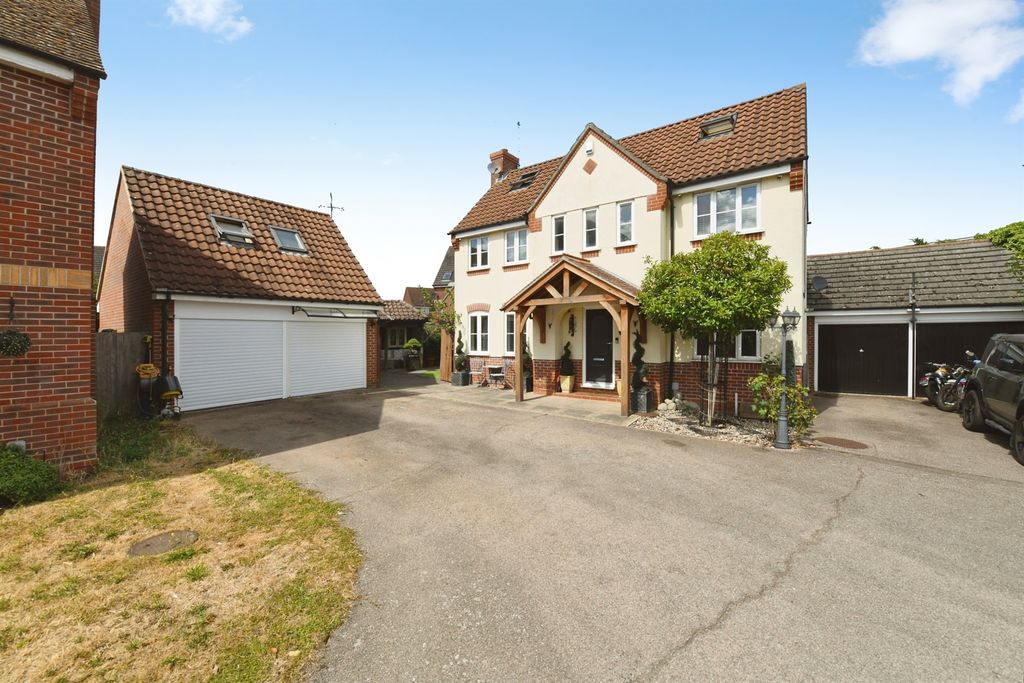 Property photo 1 of 20