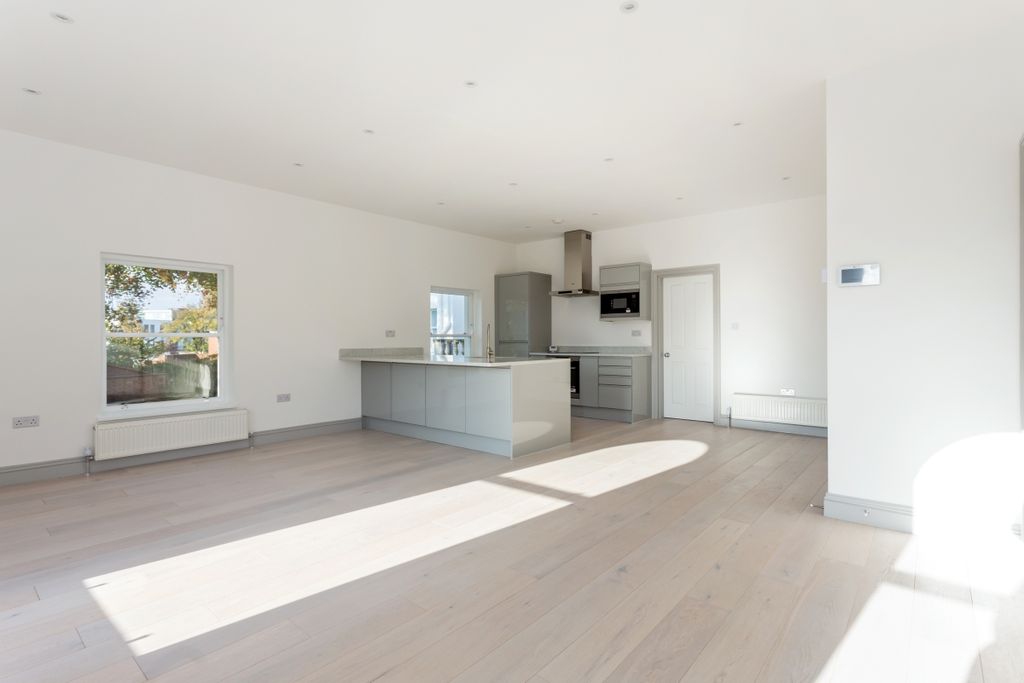 Property photo 3 of 13 F12A One Lypiatt ...