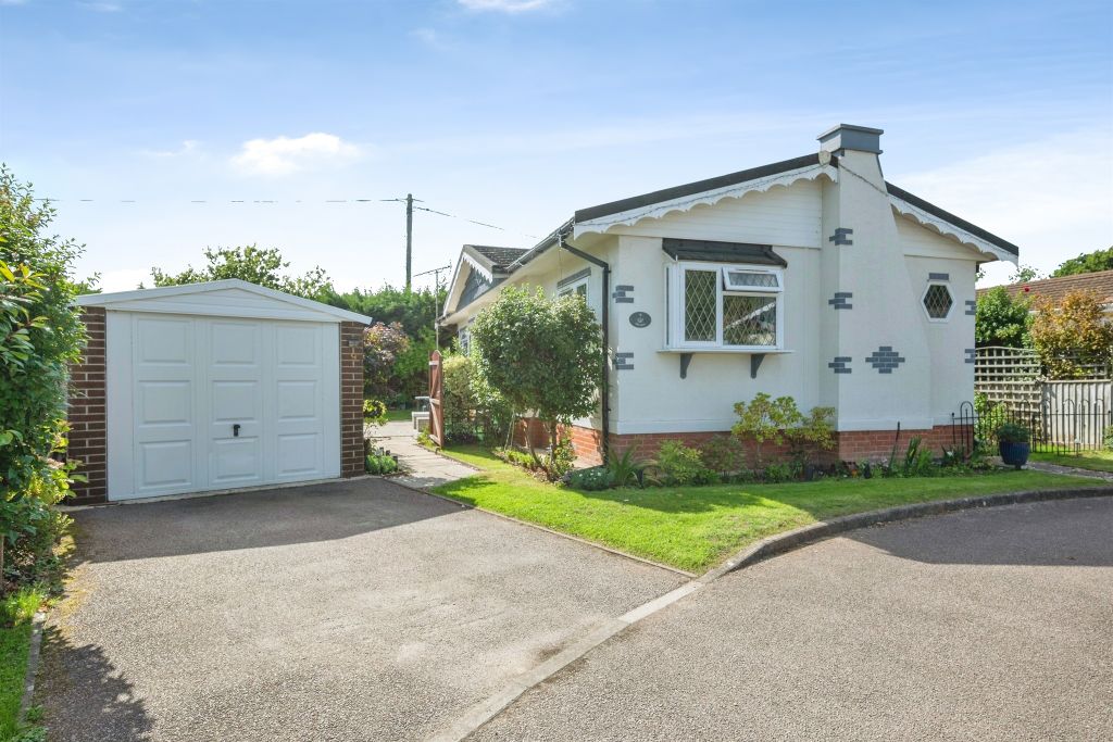 Property photo 1 of 18