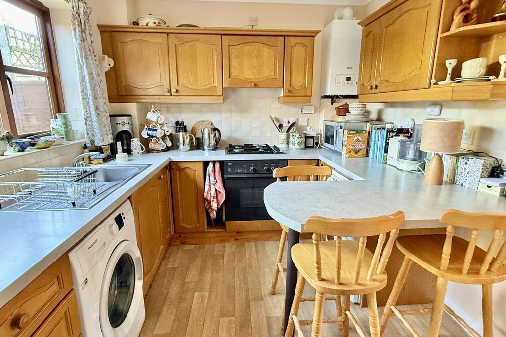 Property photo 2 of 17 Gallery