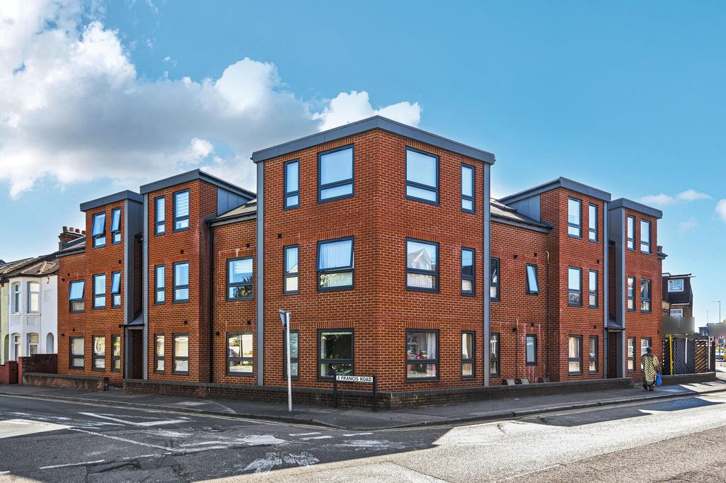 Property photo 1 of 14