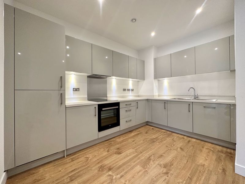 Property photo 2 of 8 Photo 6