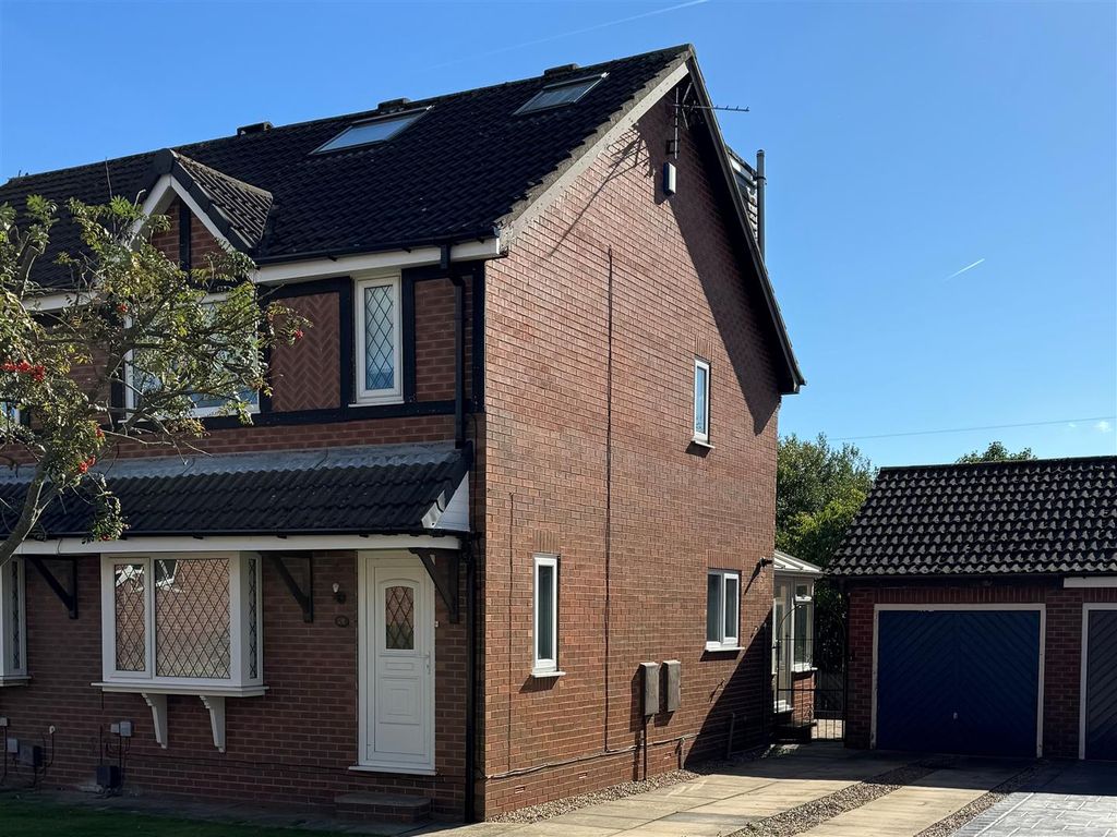 Property photo 1 of 25