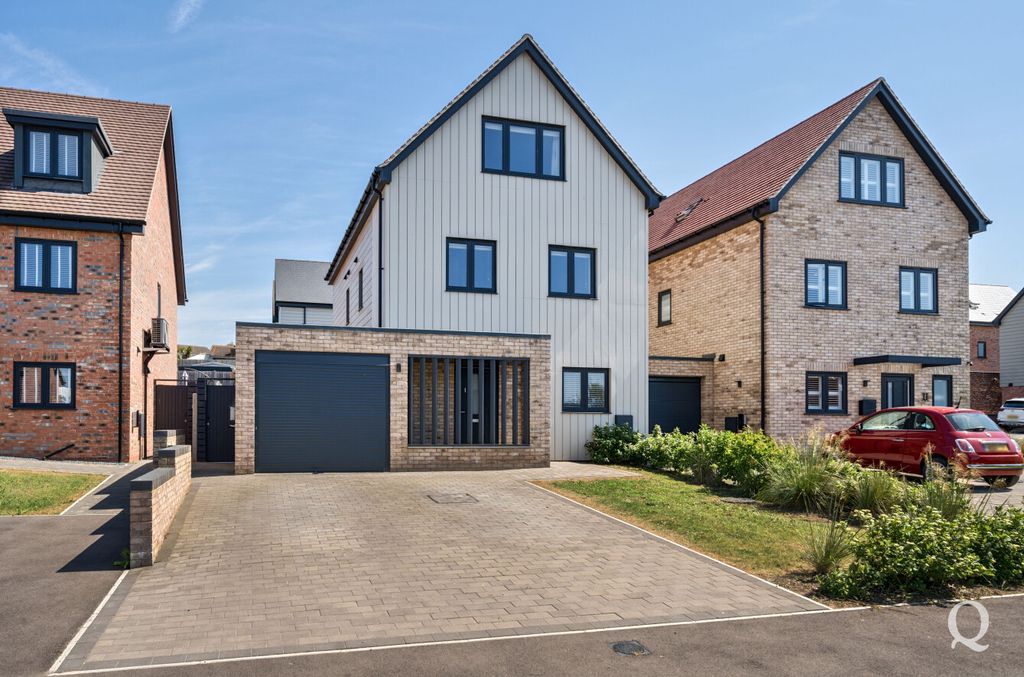 Property photo 1 of 25 d1ee1Ff0-3E7A-406...