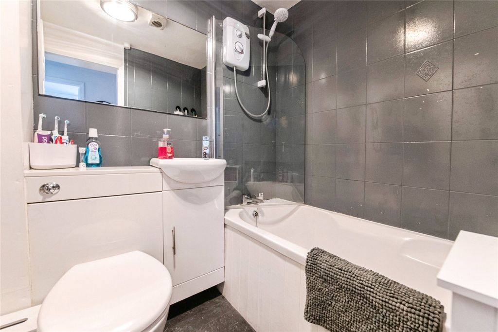 Property photo 2 of 14 Picture No. 04