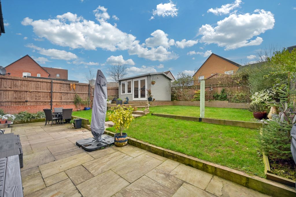 Property photo 1 of 27 E4d70A35Bb80B541c0164Efeeed90735Fba943Fd.Jpg