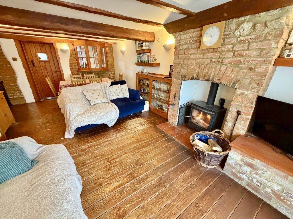 Property photo 2 of 12