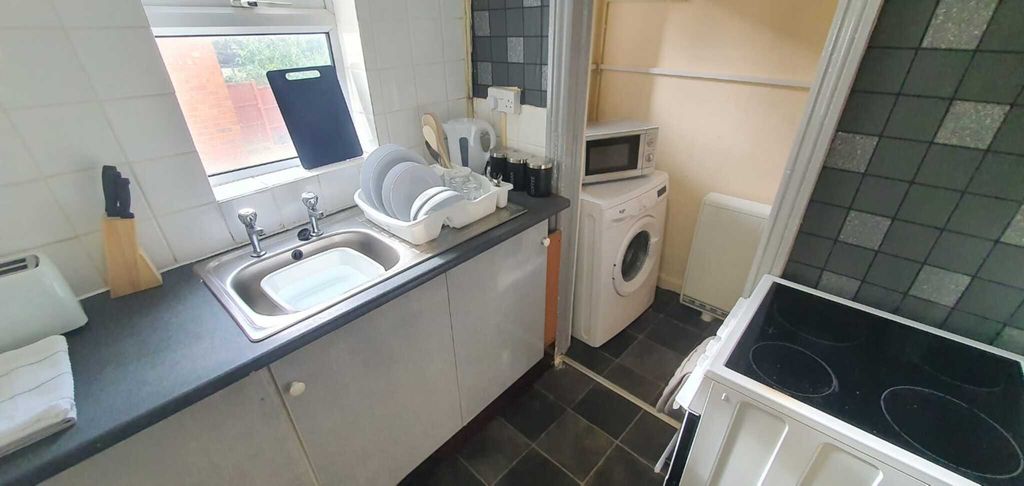 Property photo 3 of 3
