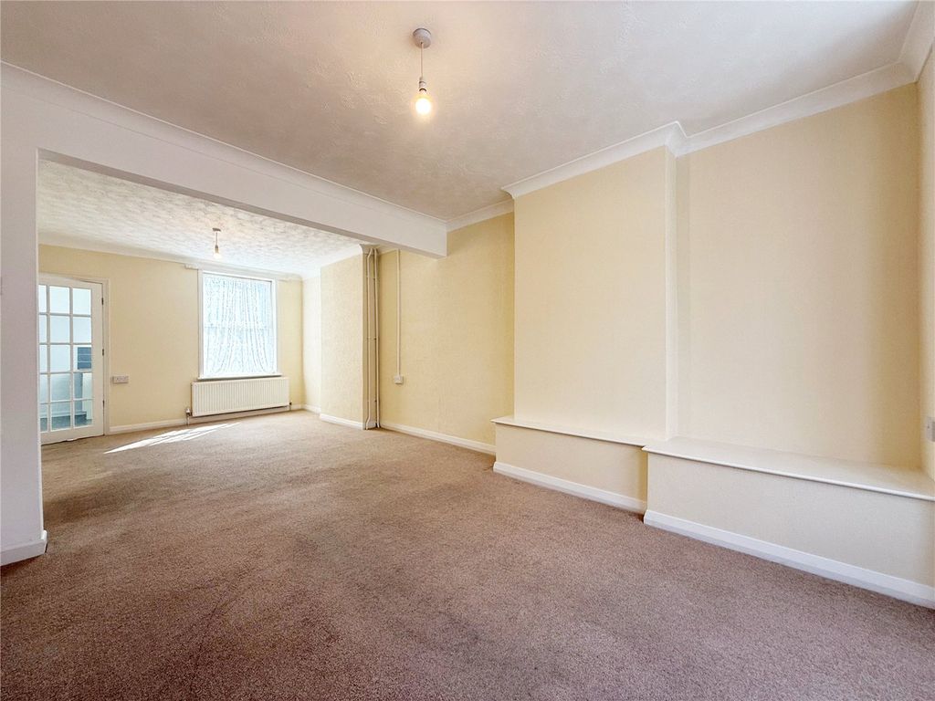 Property photo 3 of 14 Picture No. 19