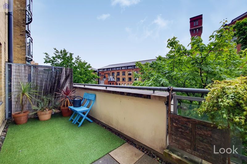 Property photo 3 of 10 Photo 16