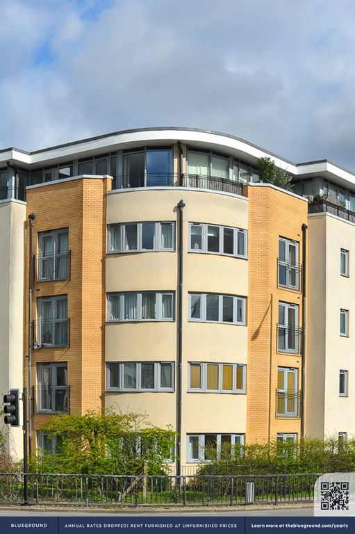 Property photo 3 of 75 Building