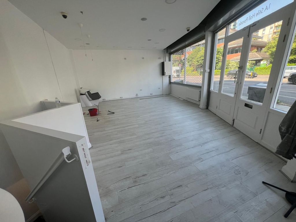 Property photo 1 of 3