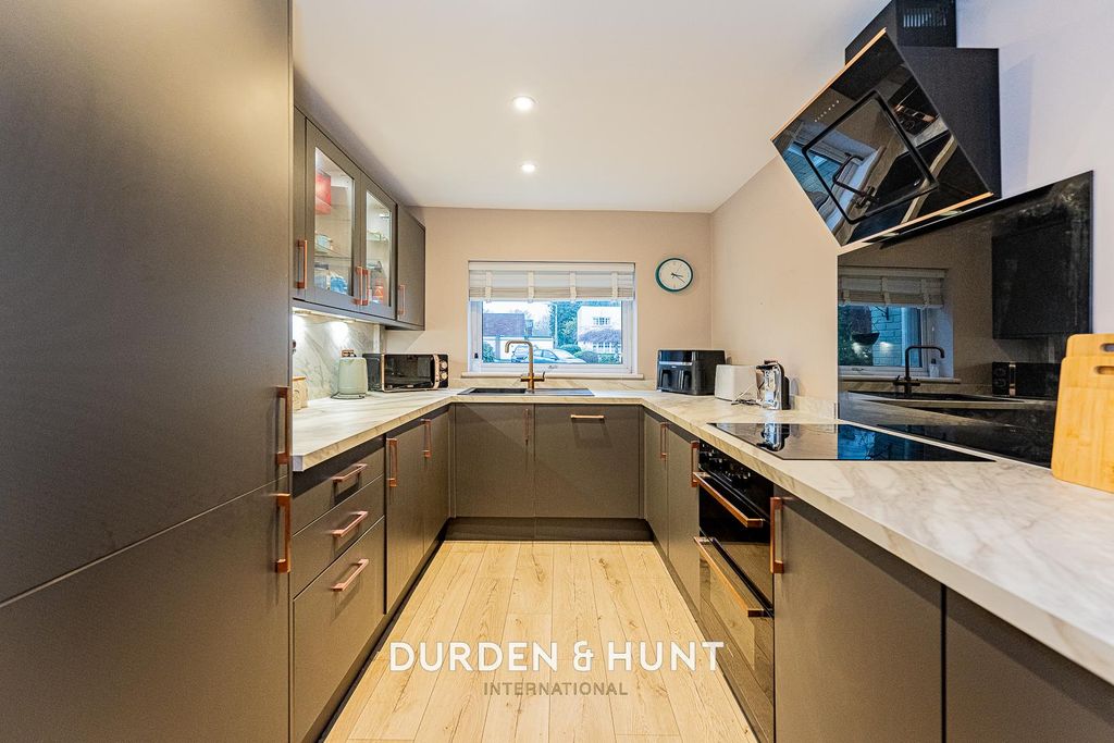 Property photo 2 of 18 Shillibeer-21.Jpg